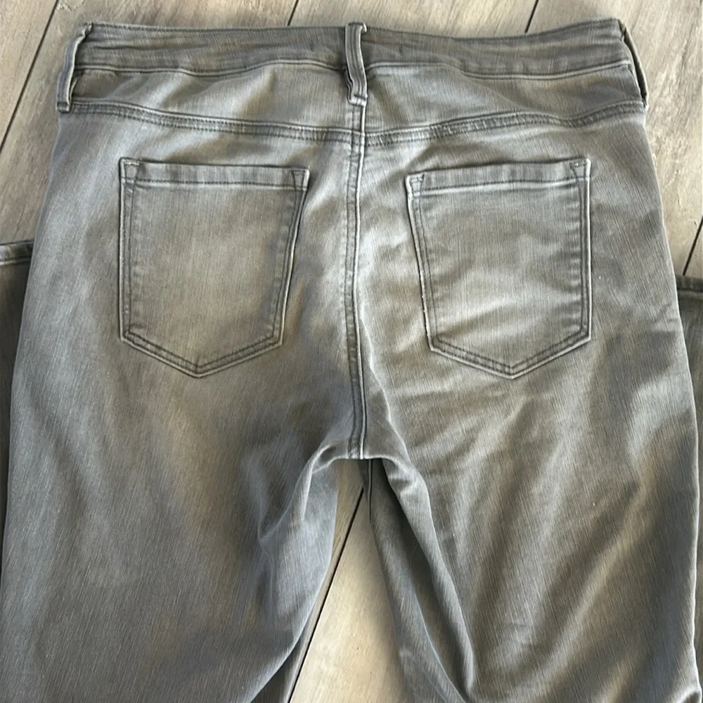 Athleta Skulptek Jeans in gray size 6